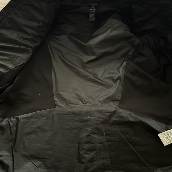 Chic athleisure jacket - Picture 8 of 8